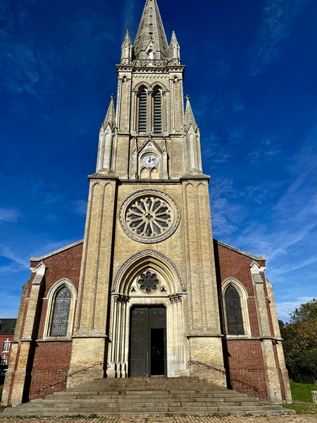 L'église Saint Éloi (Forges-les-Eaux, Normandie)